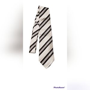 Umberto Frasi mens tie
